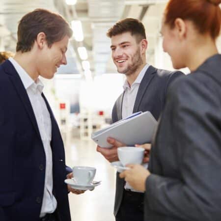 Small-talk en anglais : pourquoi sont-ils essentiels pour votre carrière !